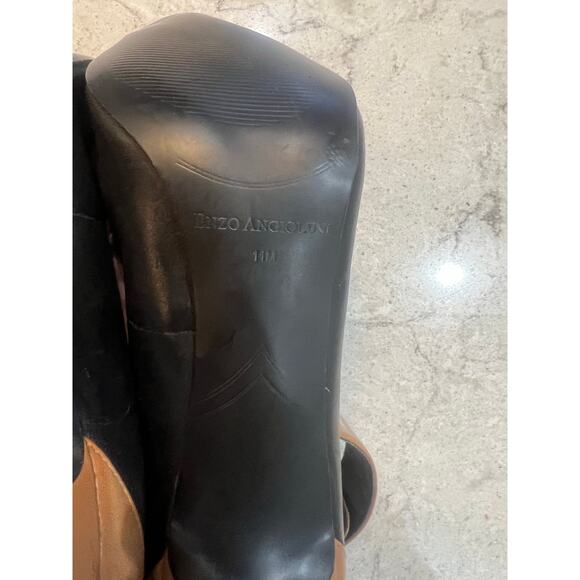 Enzo Angiolini Black and Tan Pumps - Picture 7 of 7